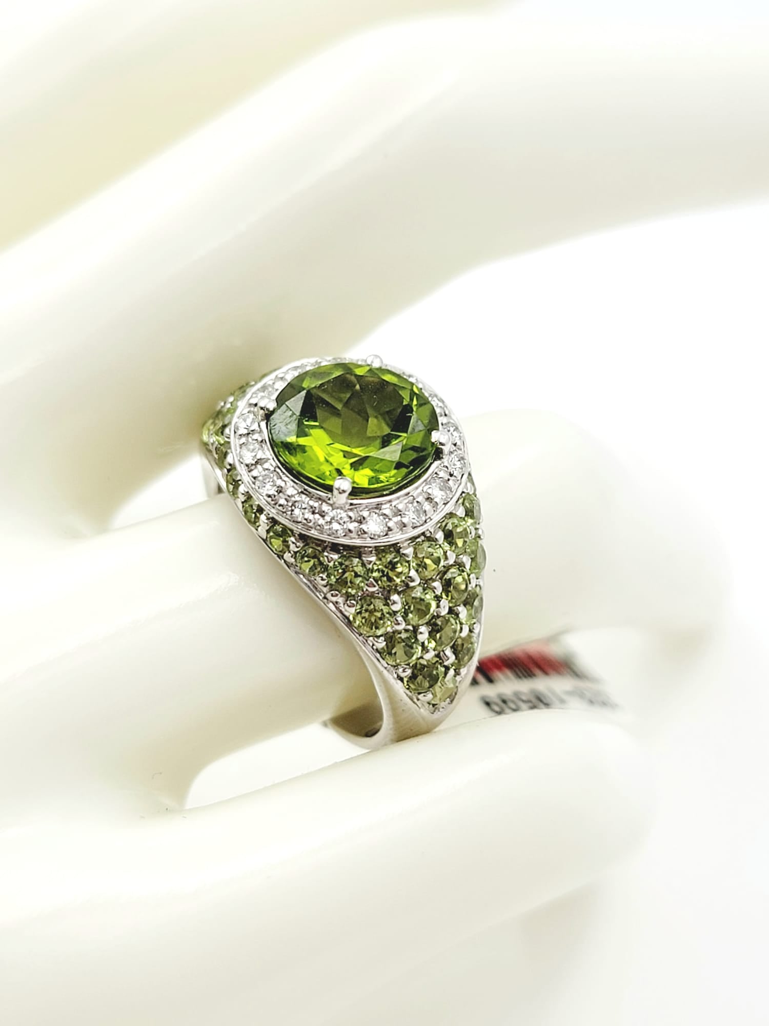 18k White Gold Peridot/Diamond Ring-3.08ct Peridot