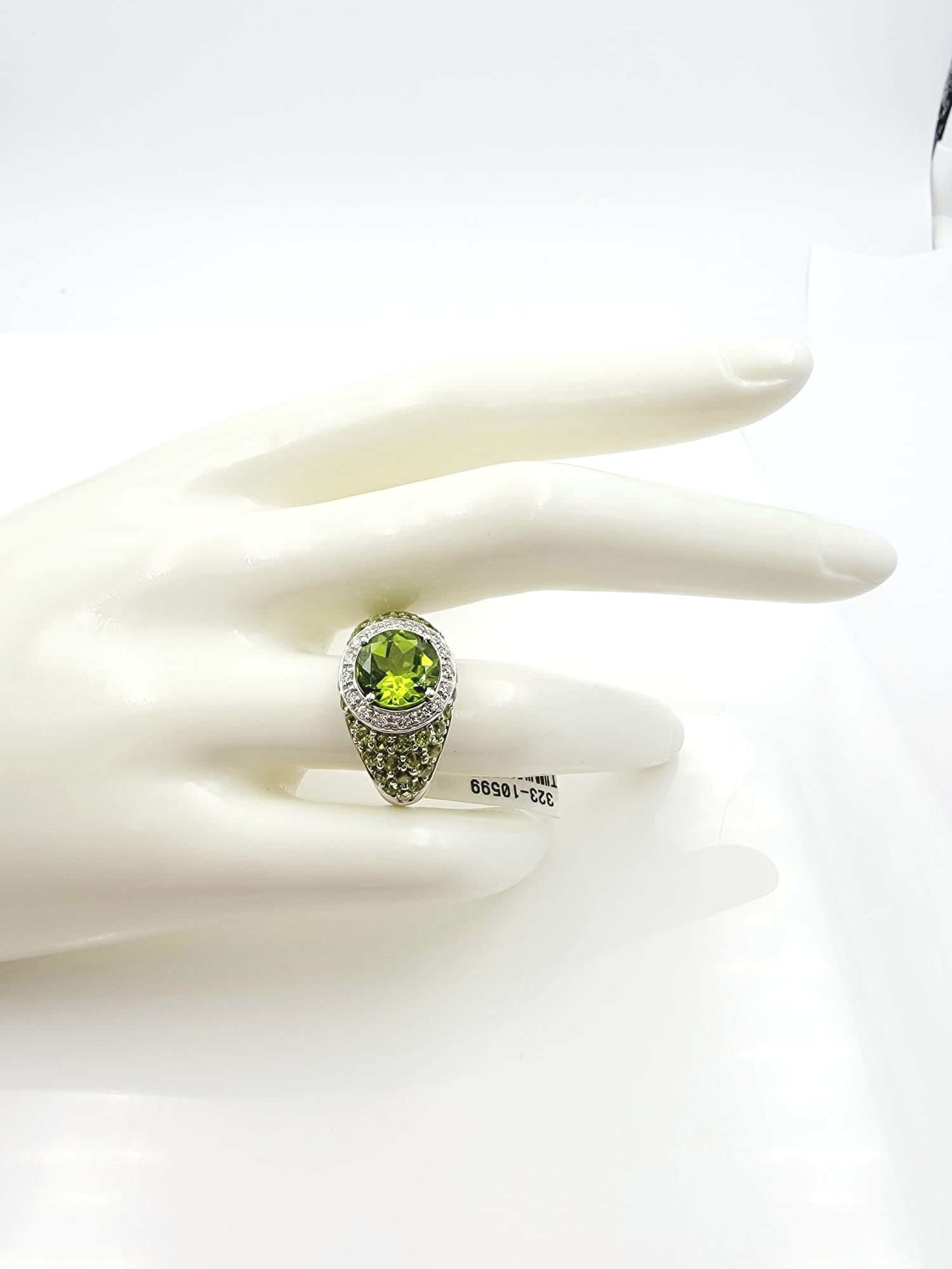 18k White Gold Peridot/Diamond Ring-3.08ct Peridot