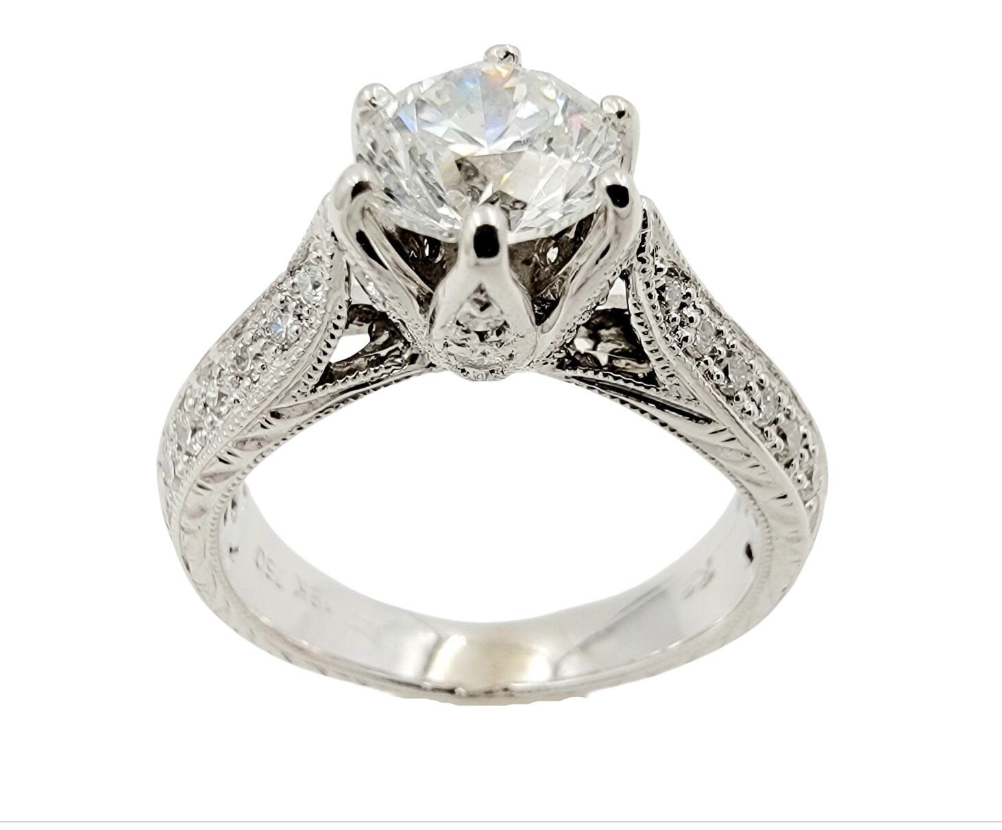 18k White Gold Diamond Ring